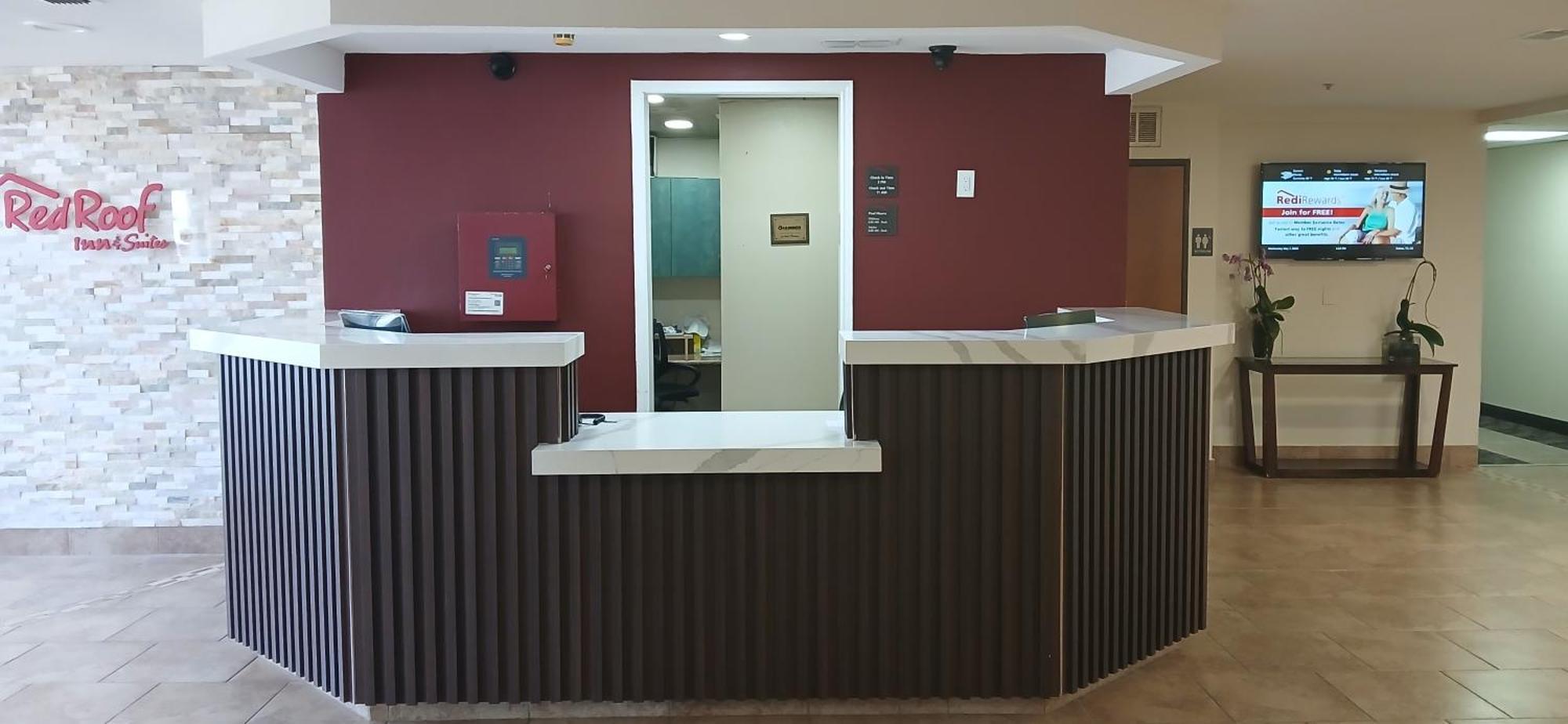 Red Roof Inn & Suites Euless - Dfw Airport Southwest Dış mekan fotoğraf