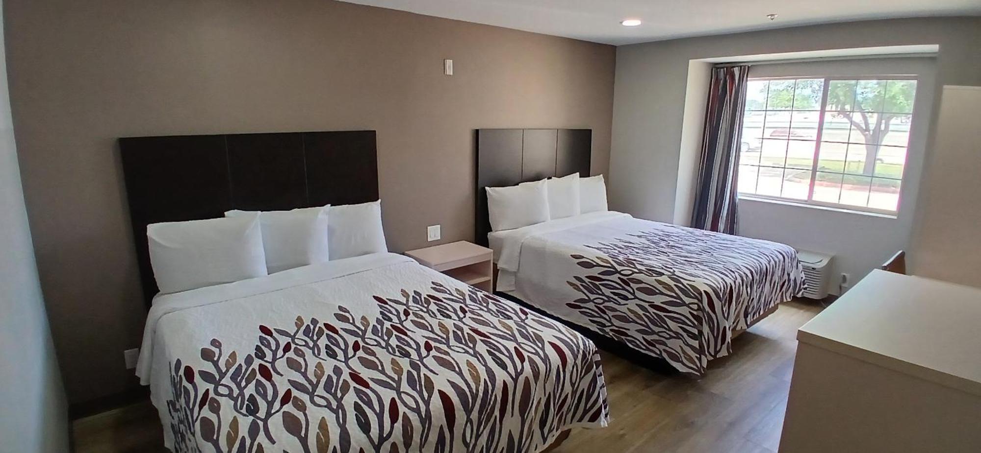 Red Roof Inn & Suites Euless - Dfw Airport Southwest Dış mekan fotoğraf